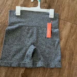 Yoga athletic shorts new size small